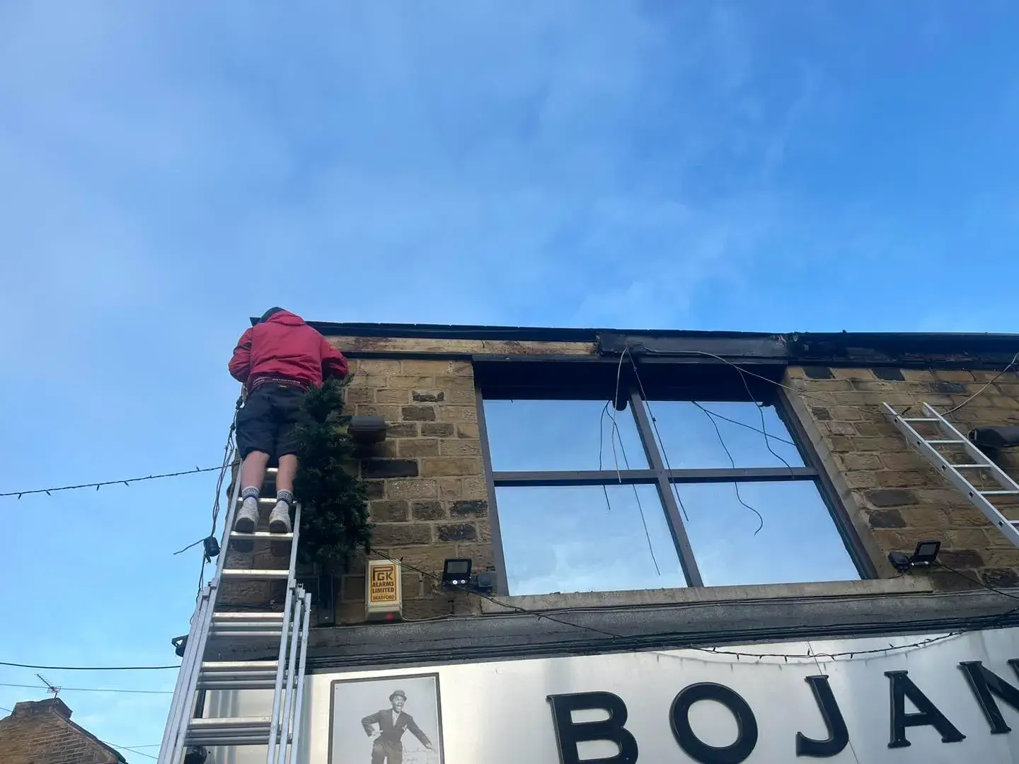 Restaurant Roof